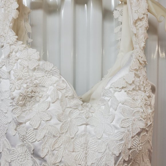 "Dreamy Ballerina Ballgown" - Picture 9 of 12